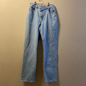 Abercrombie Curve Love 90s Ultra High Rise Straight